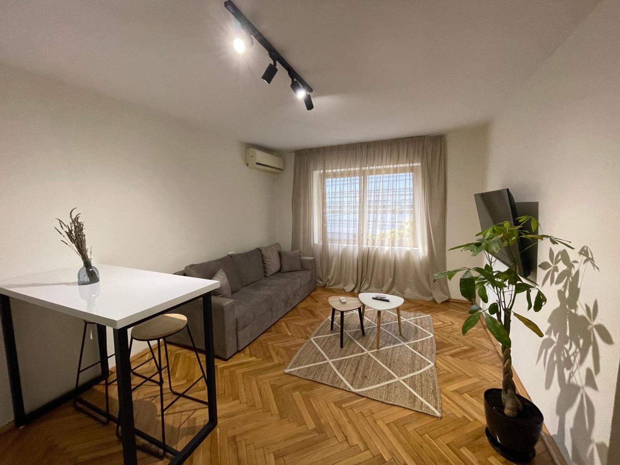 Cozy Apartment, In The Center Of Tirana Zewnętrze zdjęcie